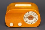 Fada 700 ’Cloud’ Radio in Yellow Catalin with Marbleized Ivory Trim